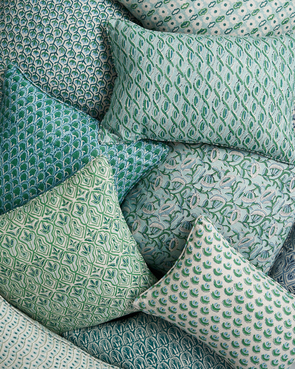 Hermosa Emerald Cushion