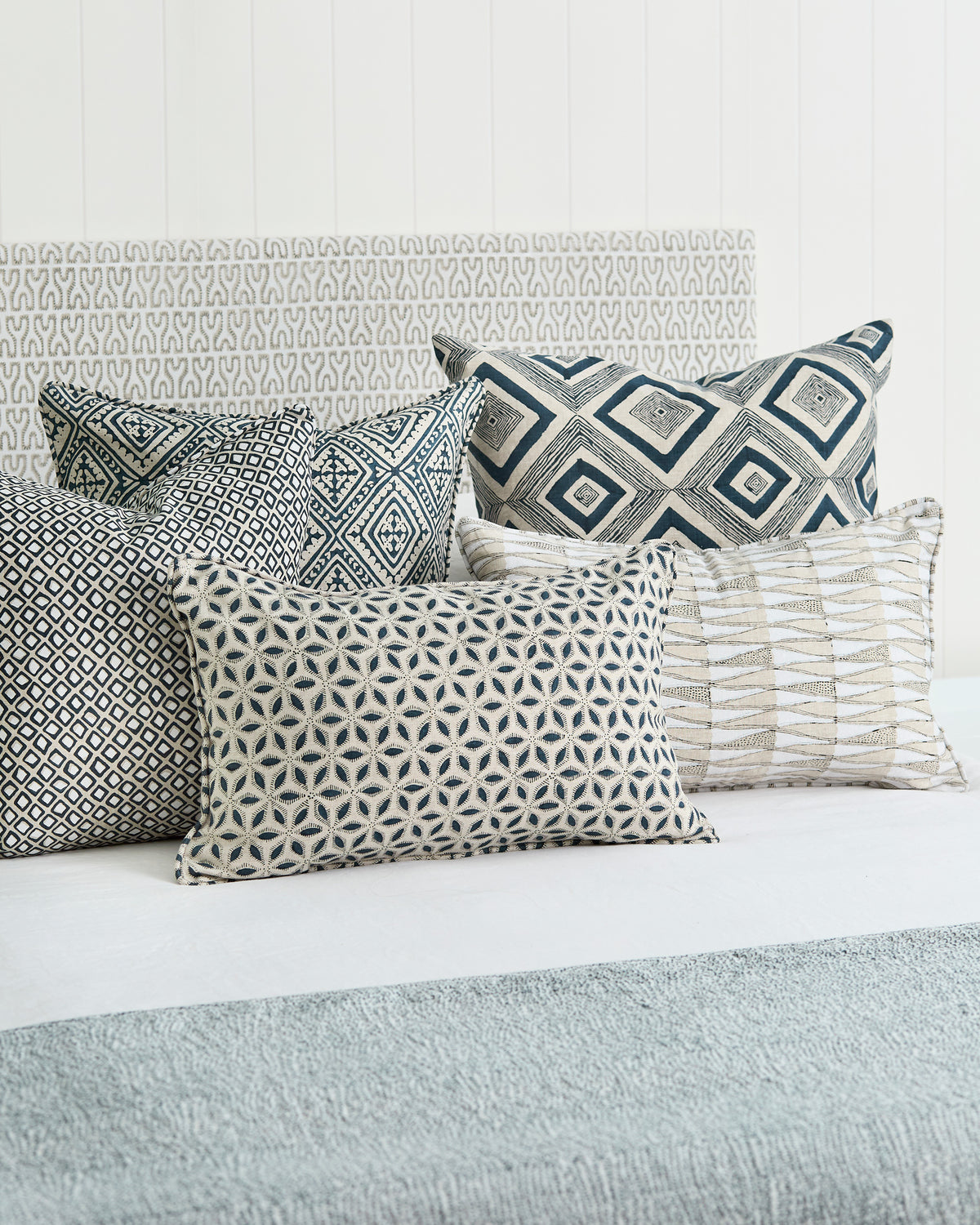 Hanami Indian Teal Rectangle Cushion