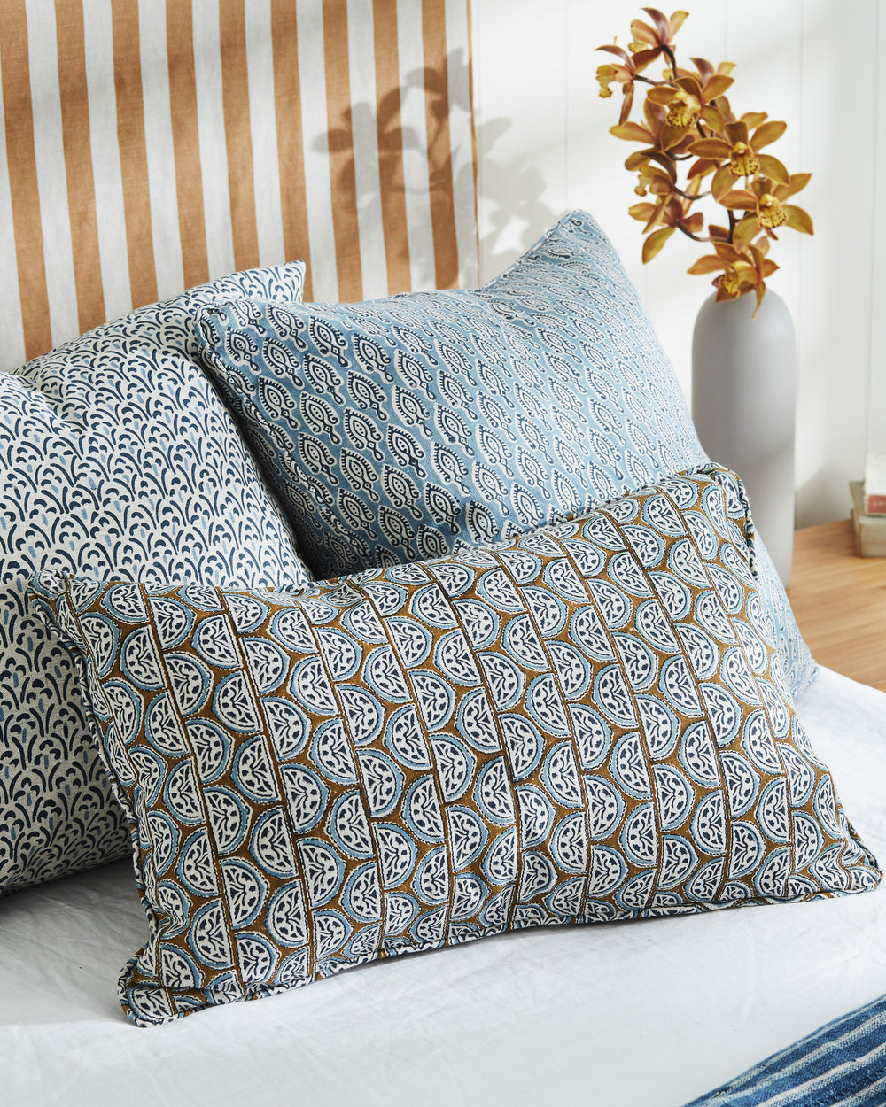 Malabar Azure linen cushion