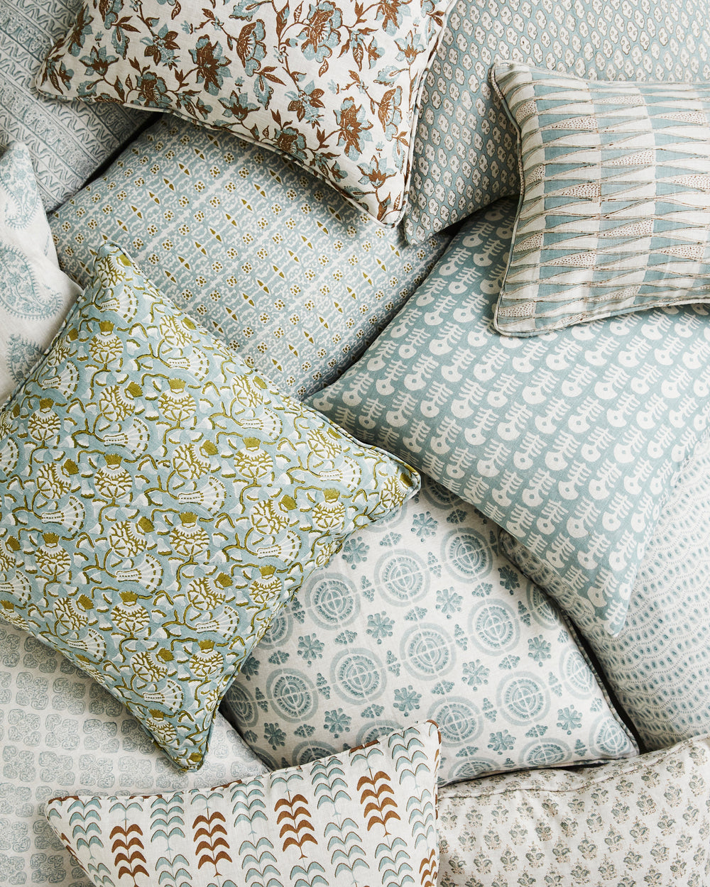 Iznik Celadon Moss Cushion