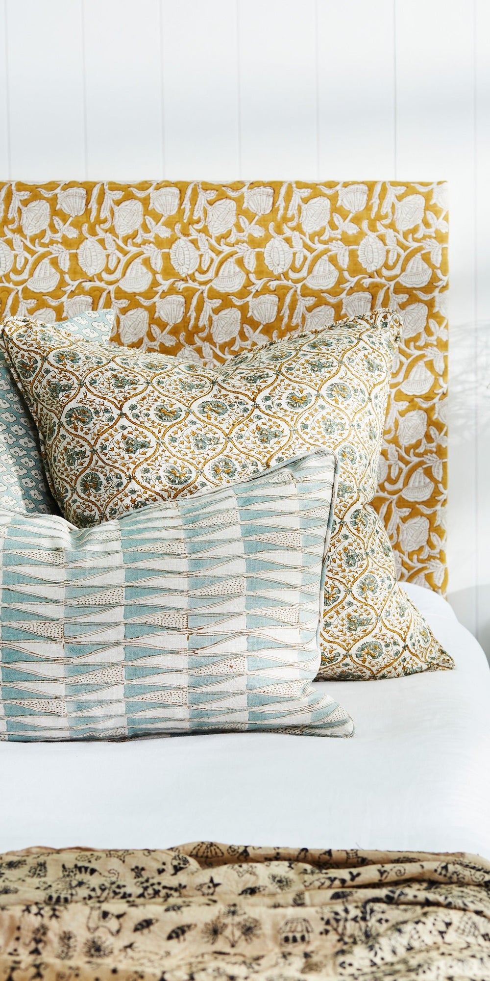 Kumo Oak Celadon Cushion