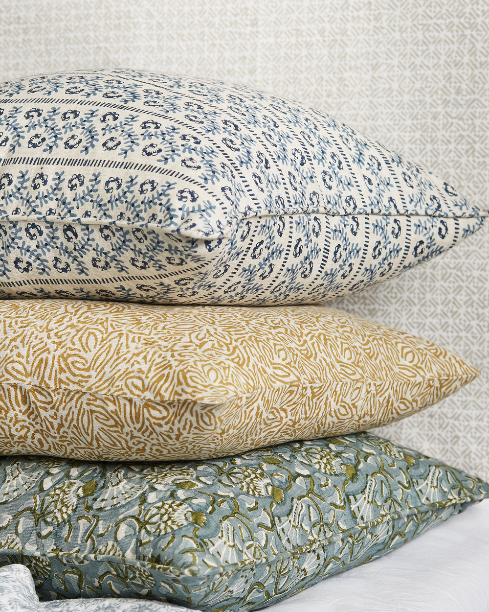Iznik Celadon Moss Cushion