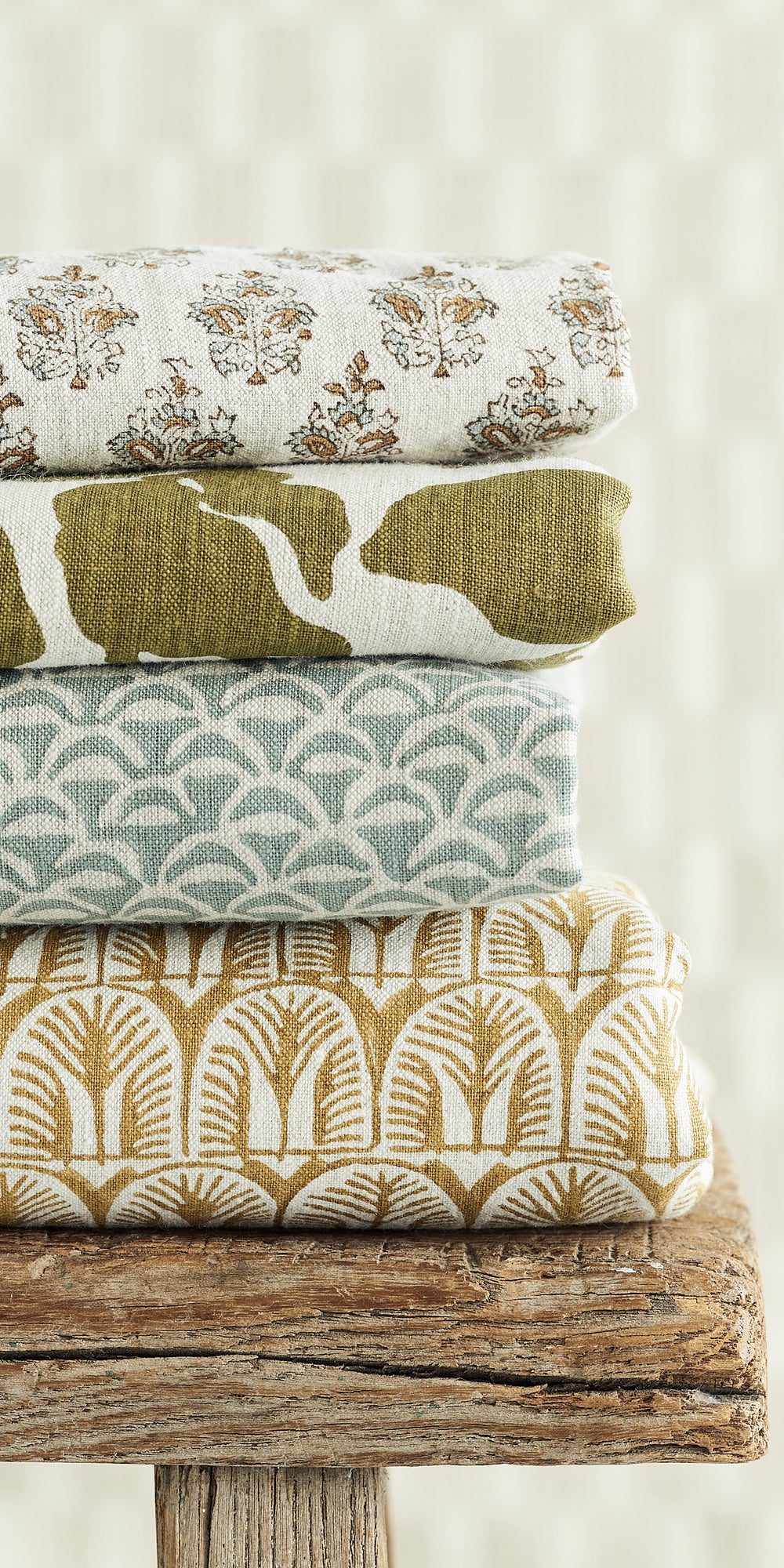 Flores Moss Linen in - Fabric - Walter G Australia
