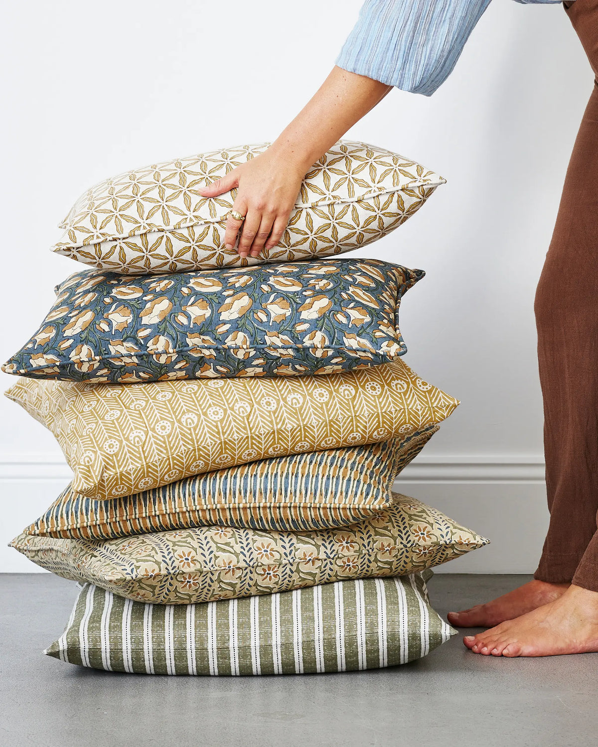 Lahore Desert Cushion