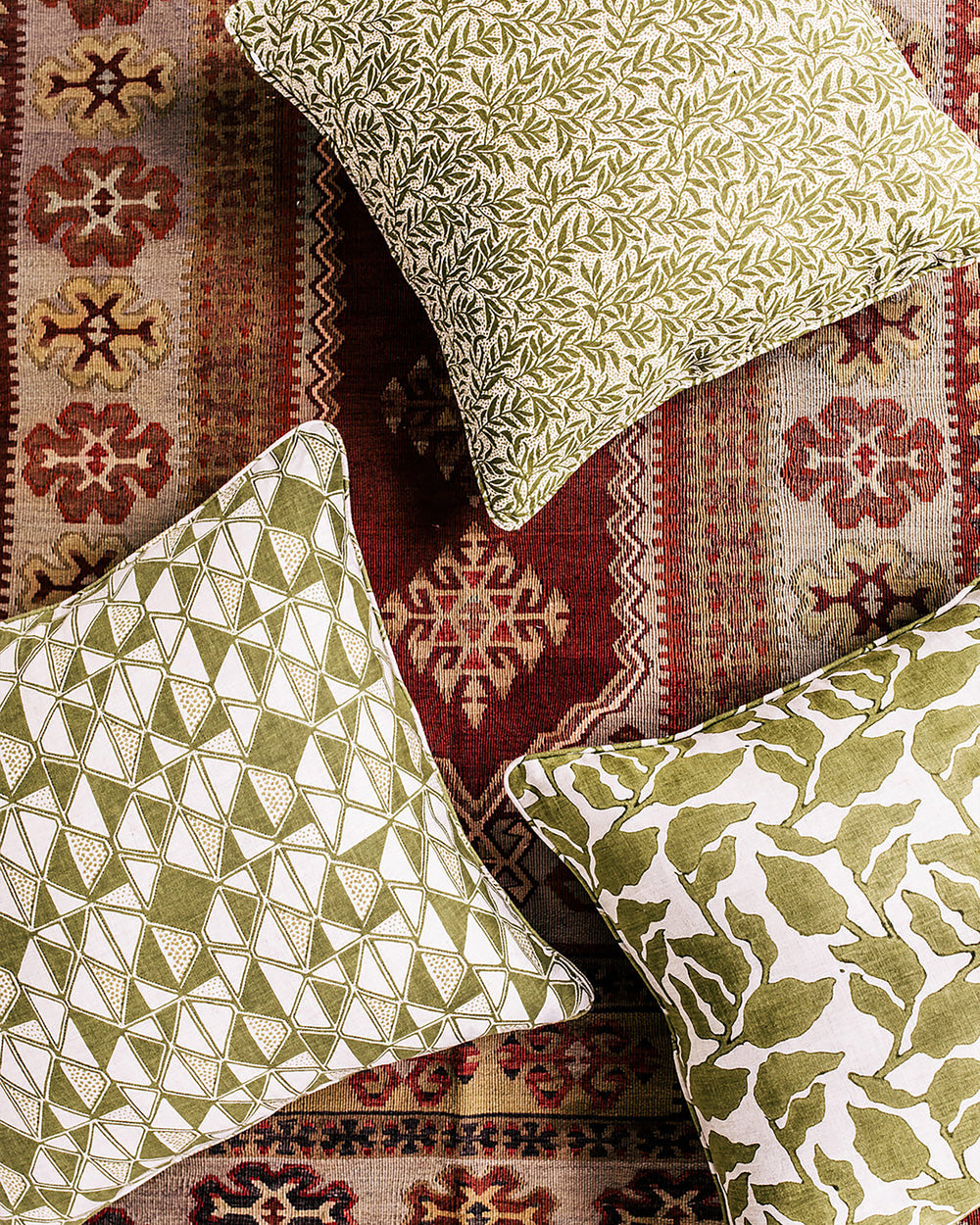 Granada Moss Cushion
