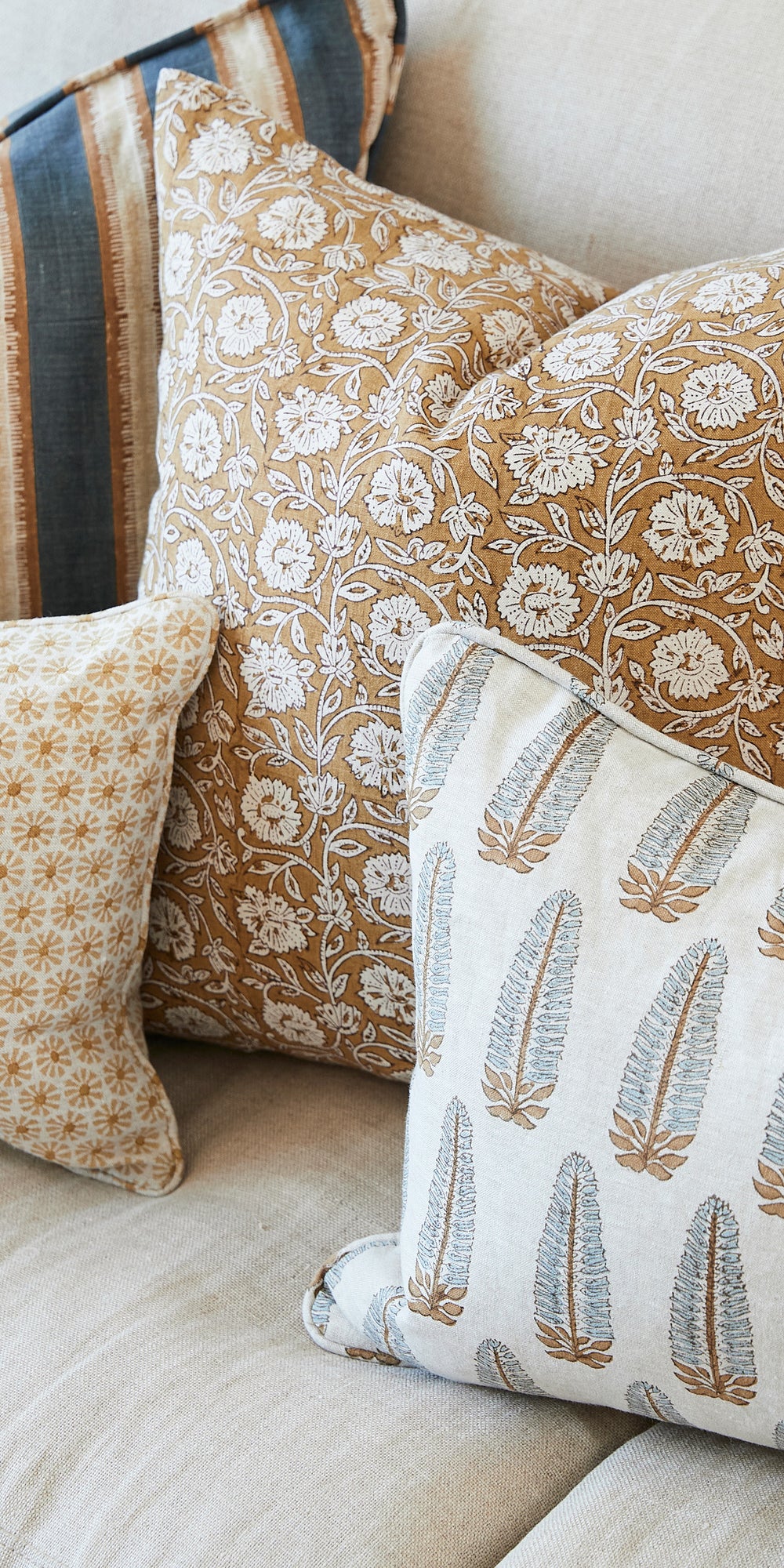 Etoile Saffron Cushion