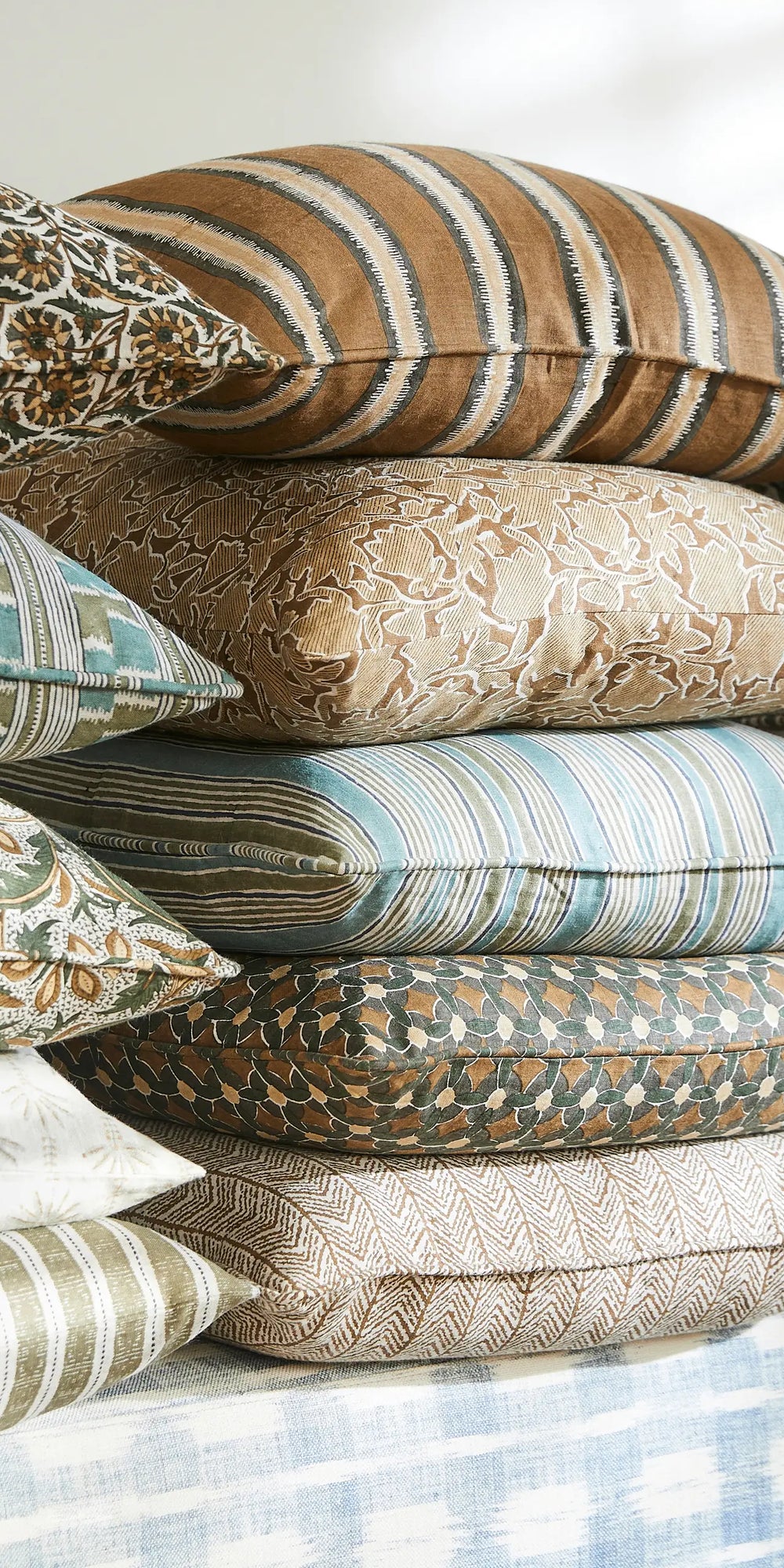 Casablanca Aniseed Cushion