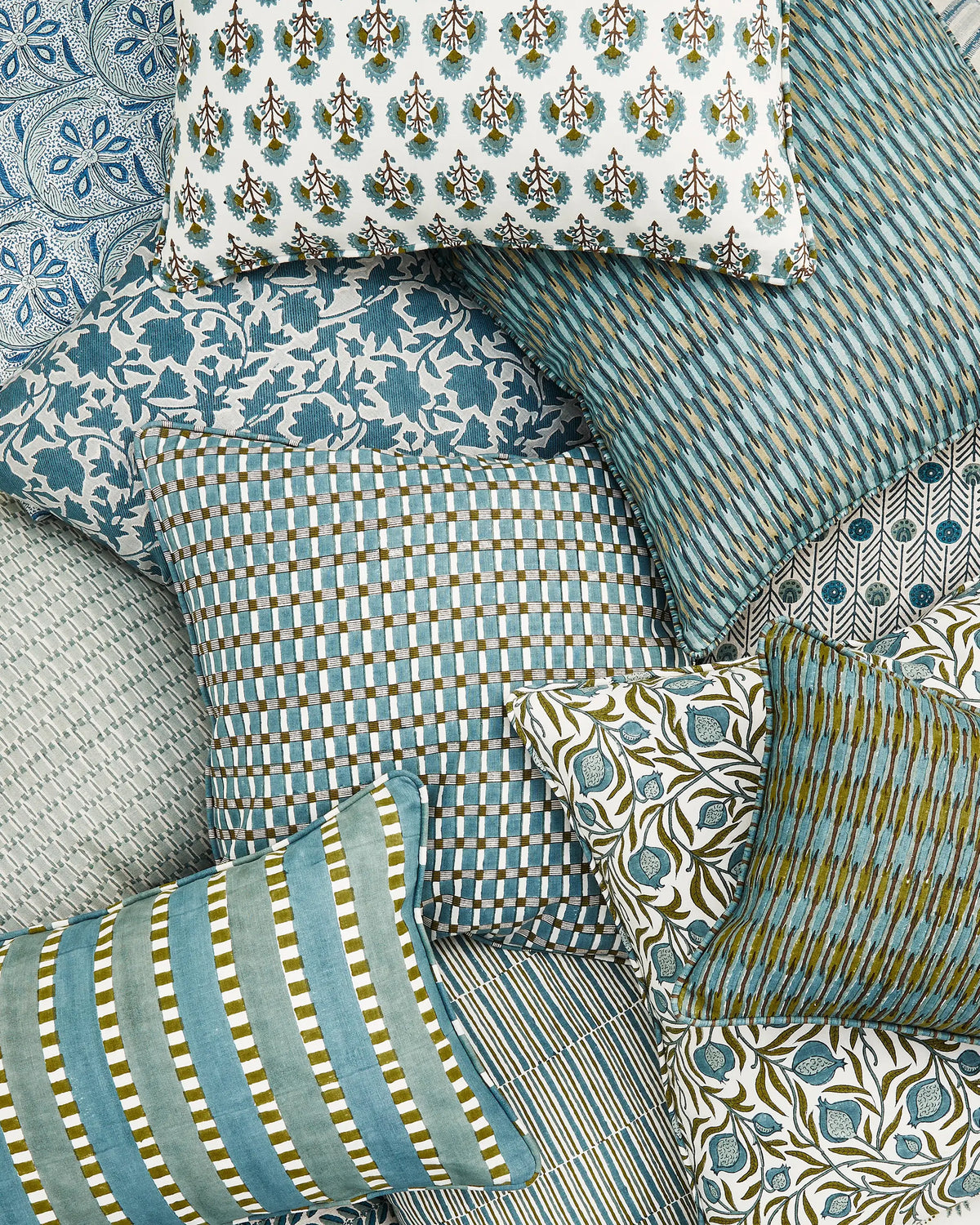 Ampelas Lagoon Cushion