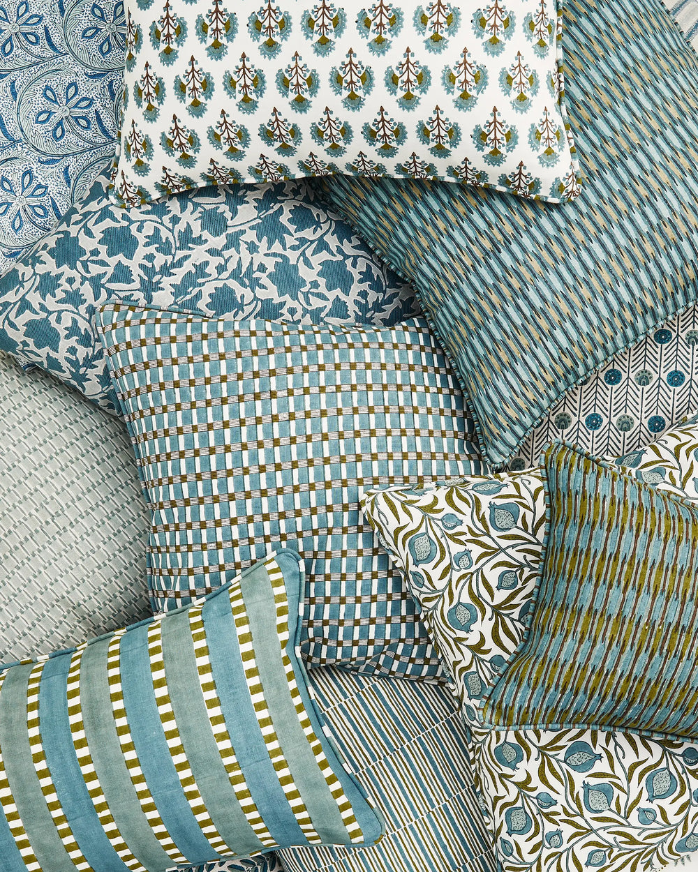 Ampelas Lagoon Cushion