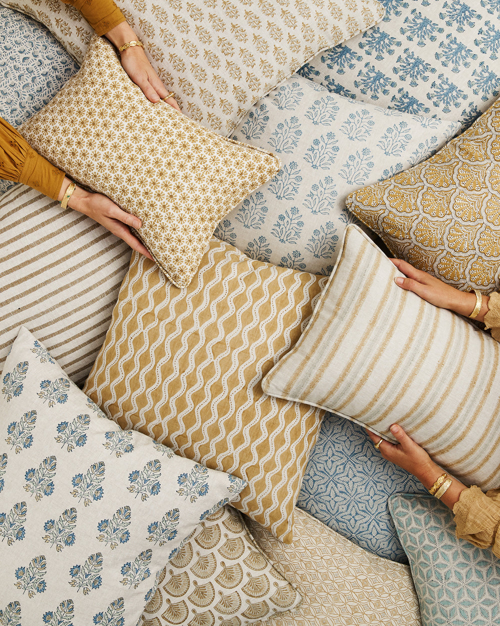 Etoile Saffron Cushion