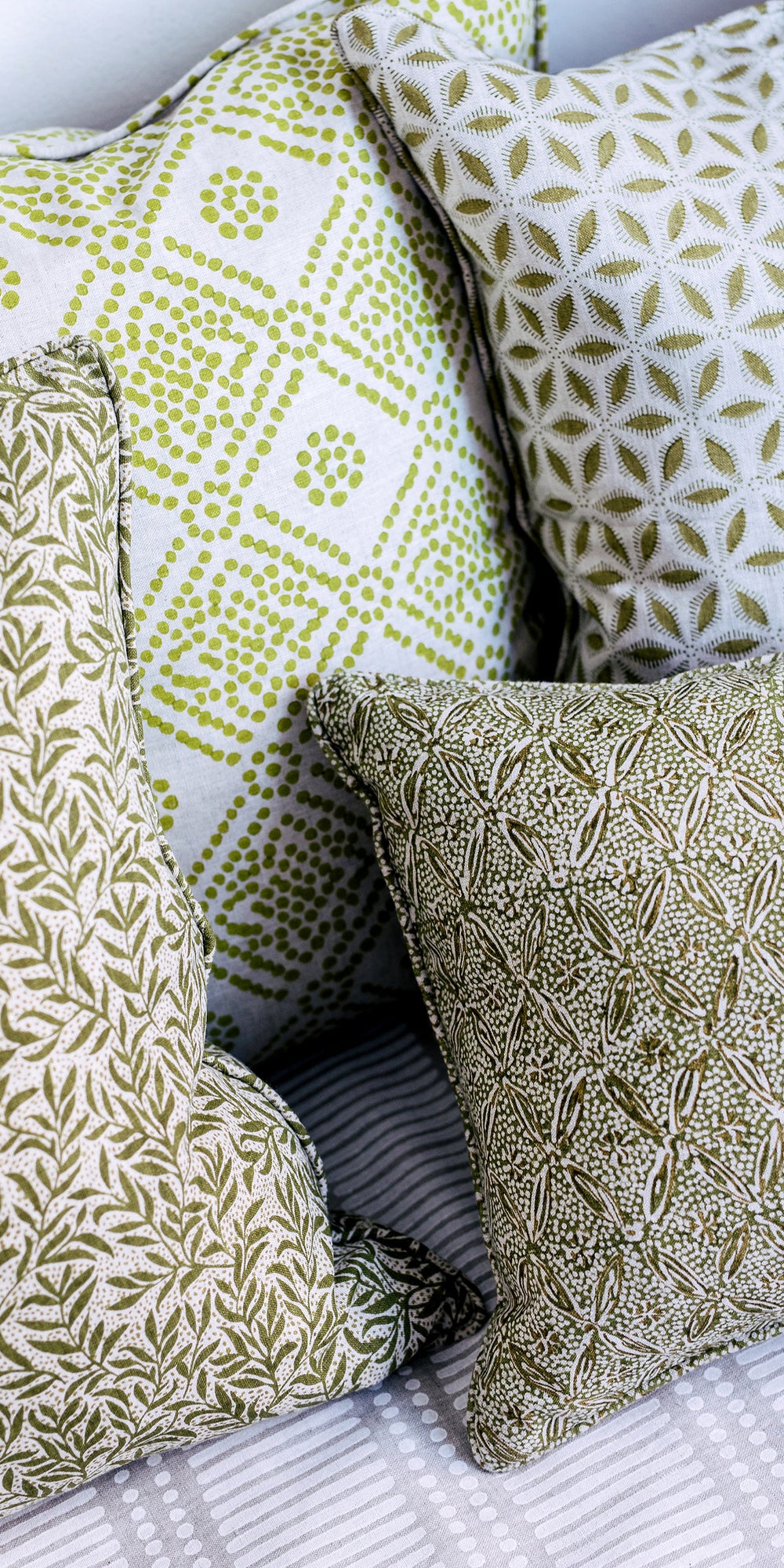Granada Moss Cushion