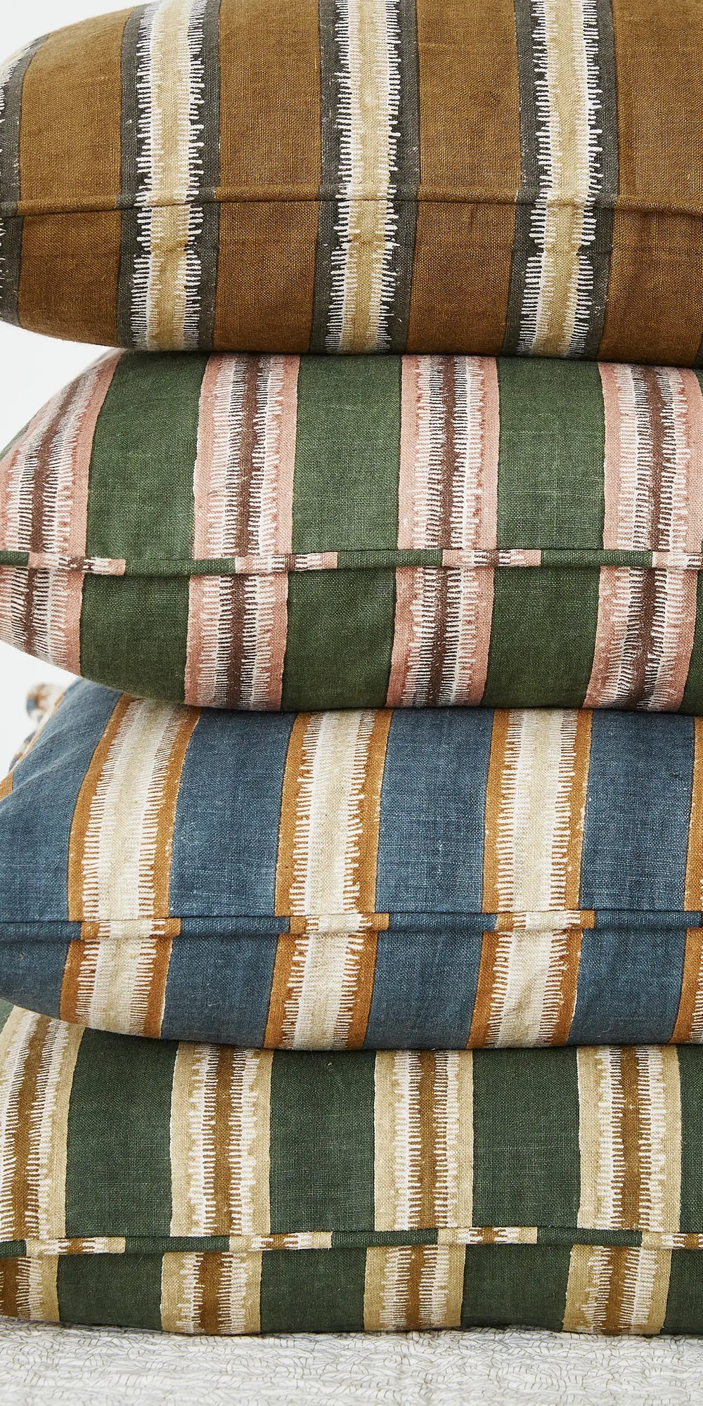 Buzios Aniseed linen cushion 55x55cm