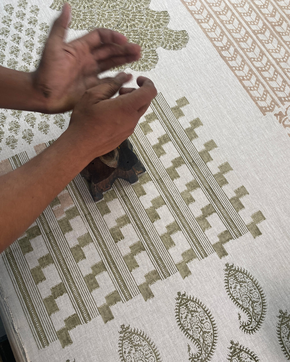 Chowk Slate Cushion