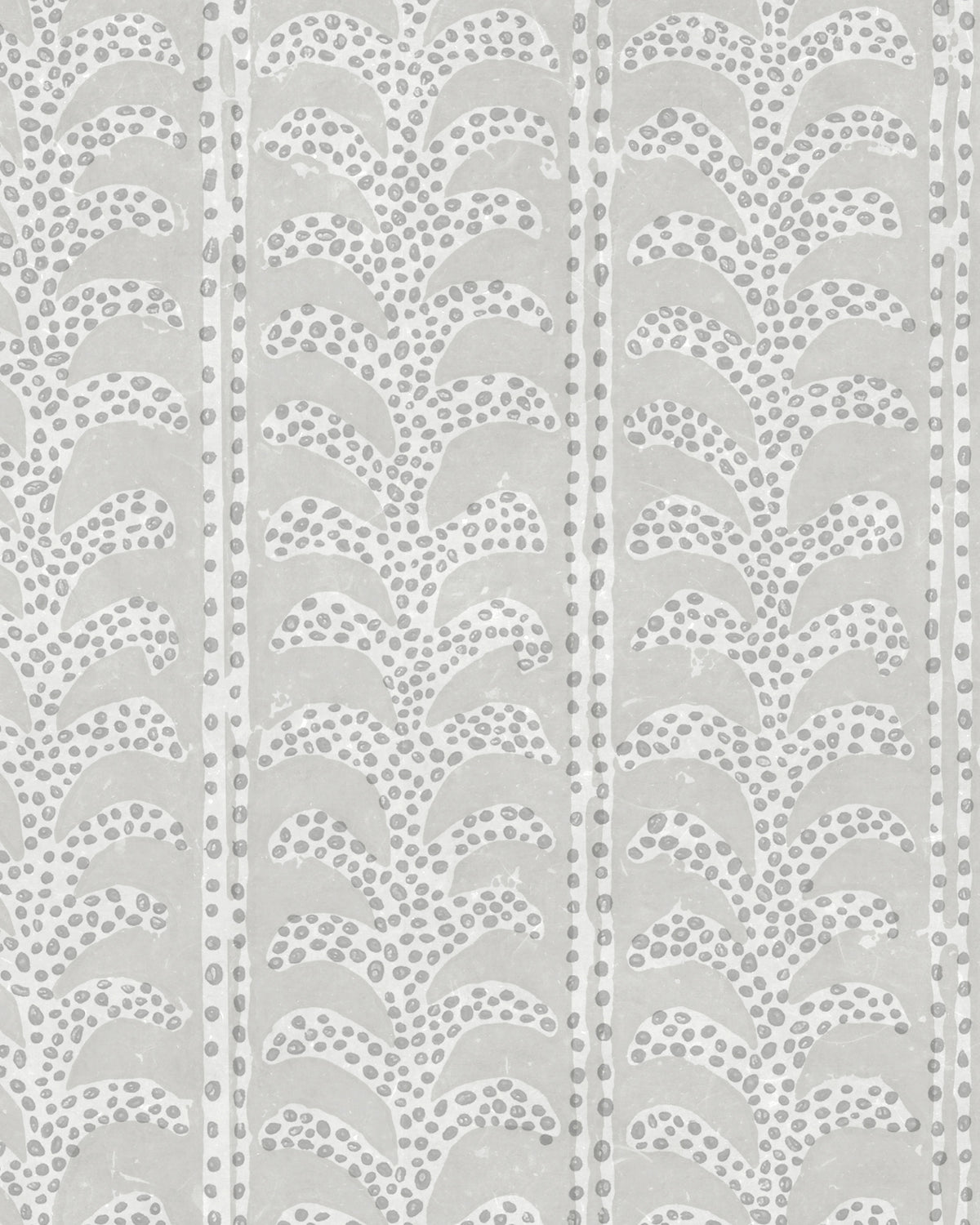Luxor Pebble wallpaper swatch