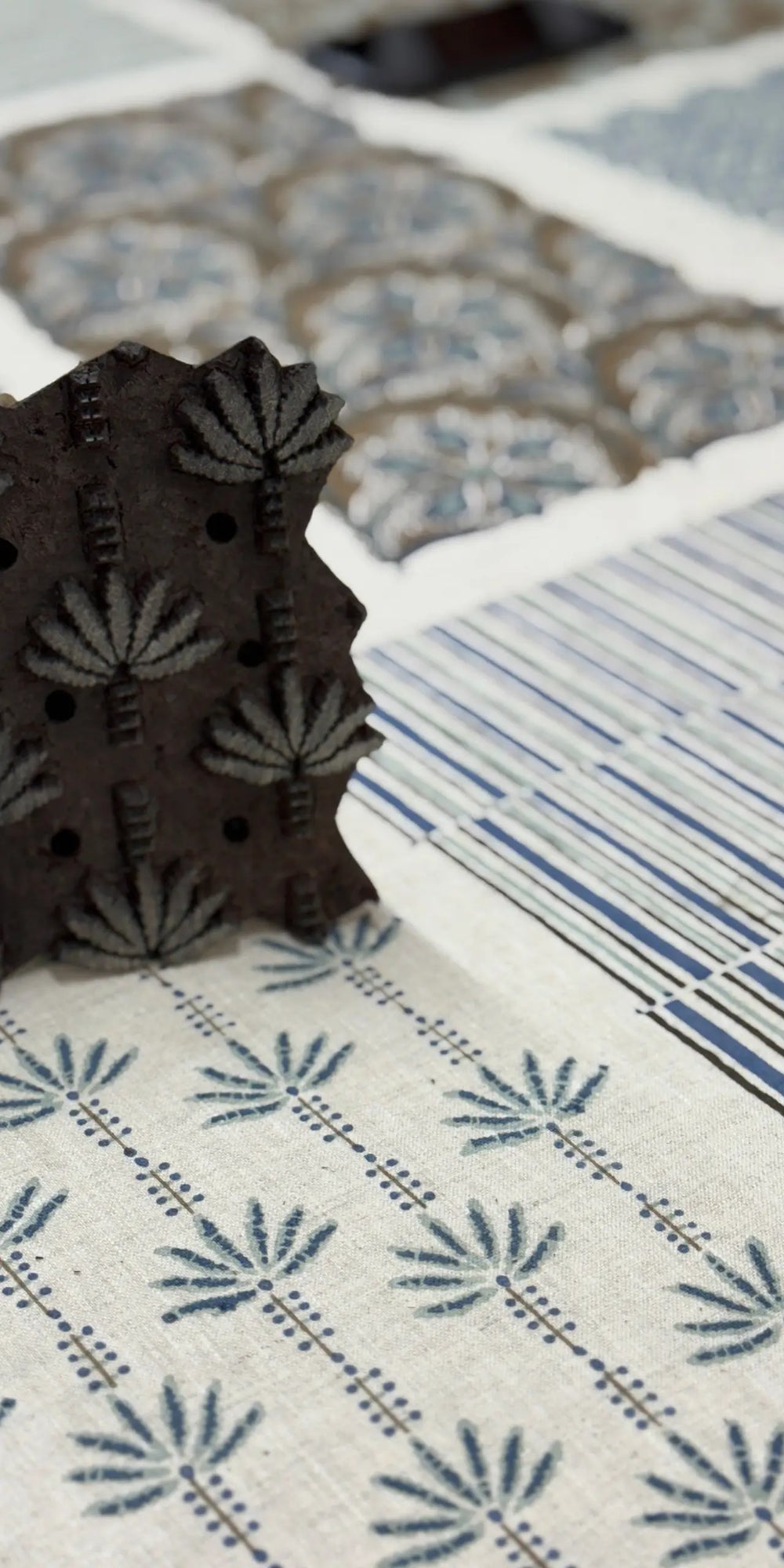 Marseille Mulberry linen