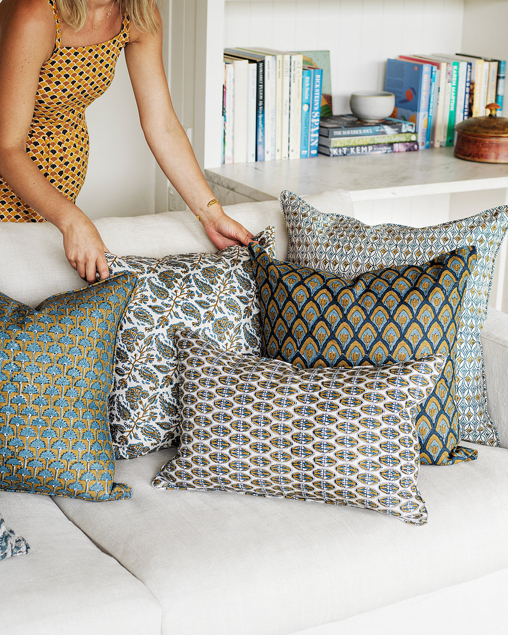 Condesa Tobacco Cushion