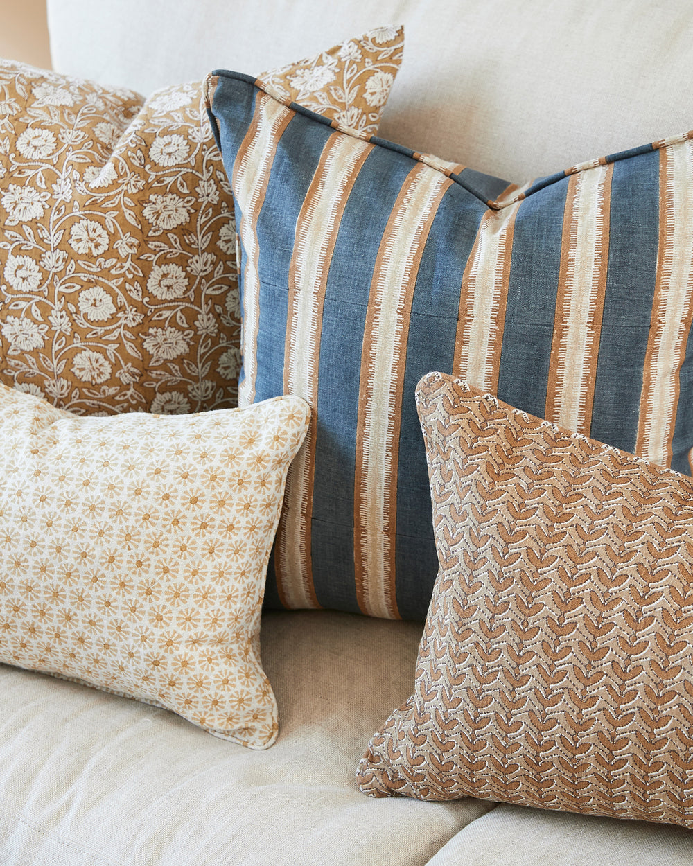 Etoile Saffron Cushion
