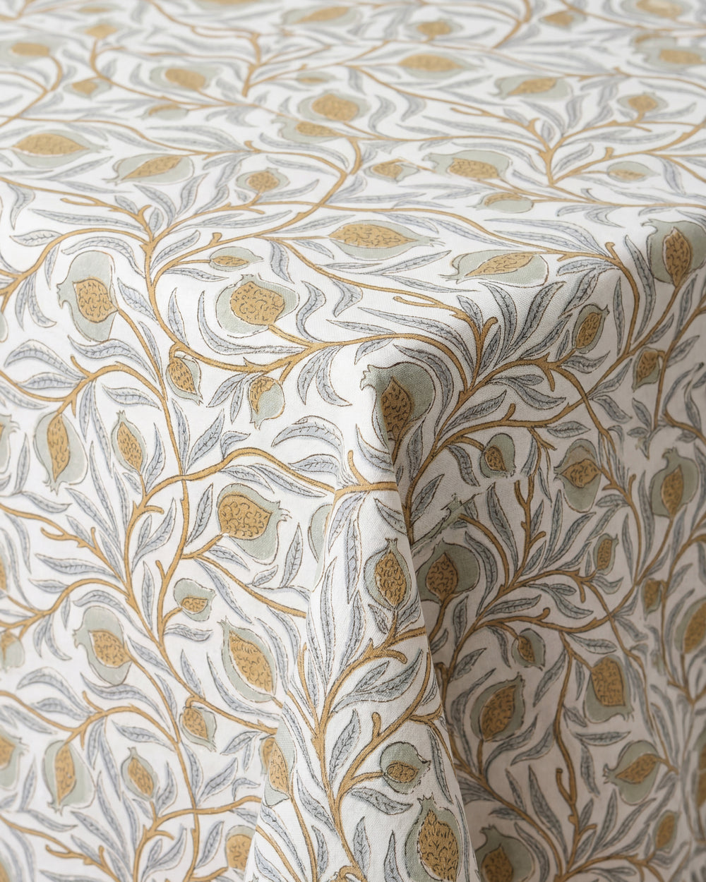 Medusa Overland Tablecloth