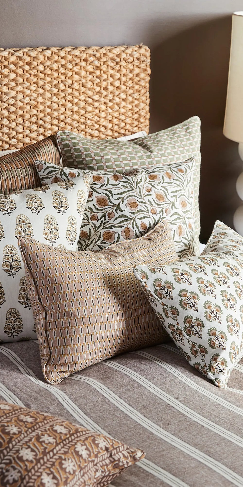 Ampelas Native Cushion