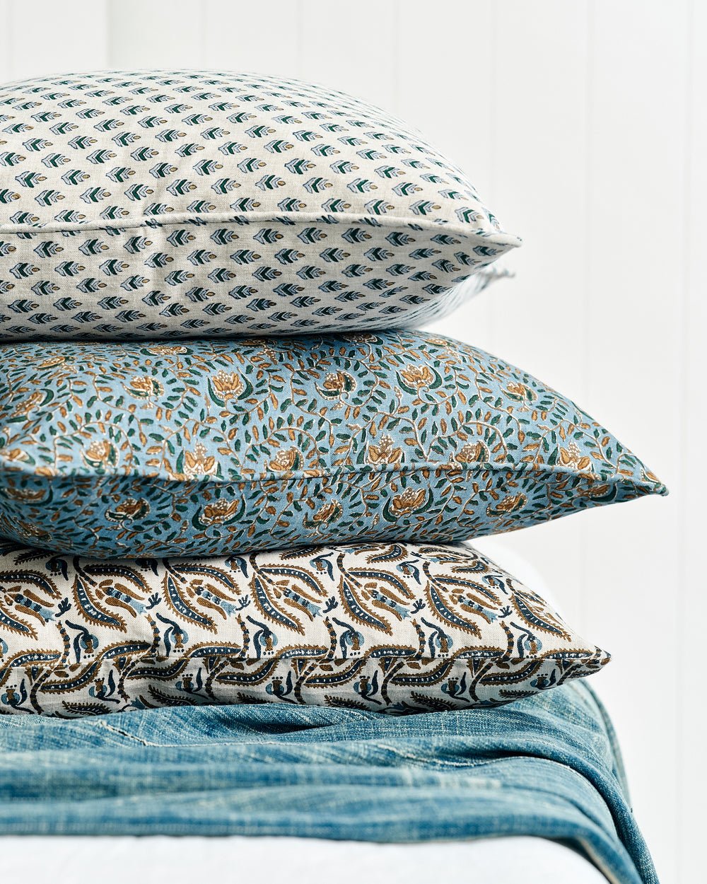 Broccato Tobacco Cushion