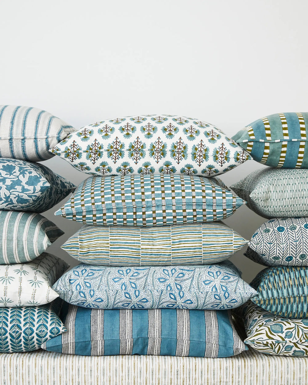 Portofino Lagoon Cushion