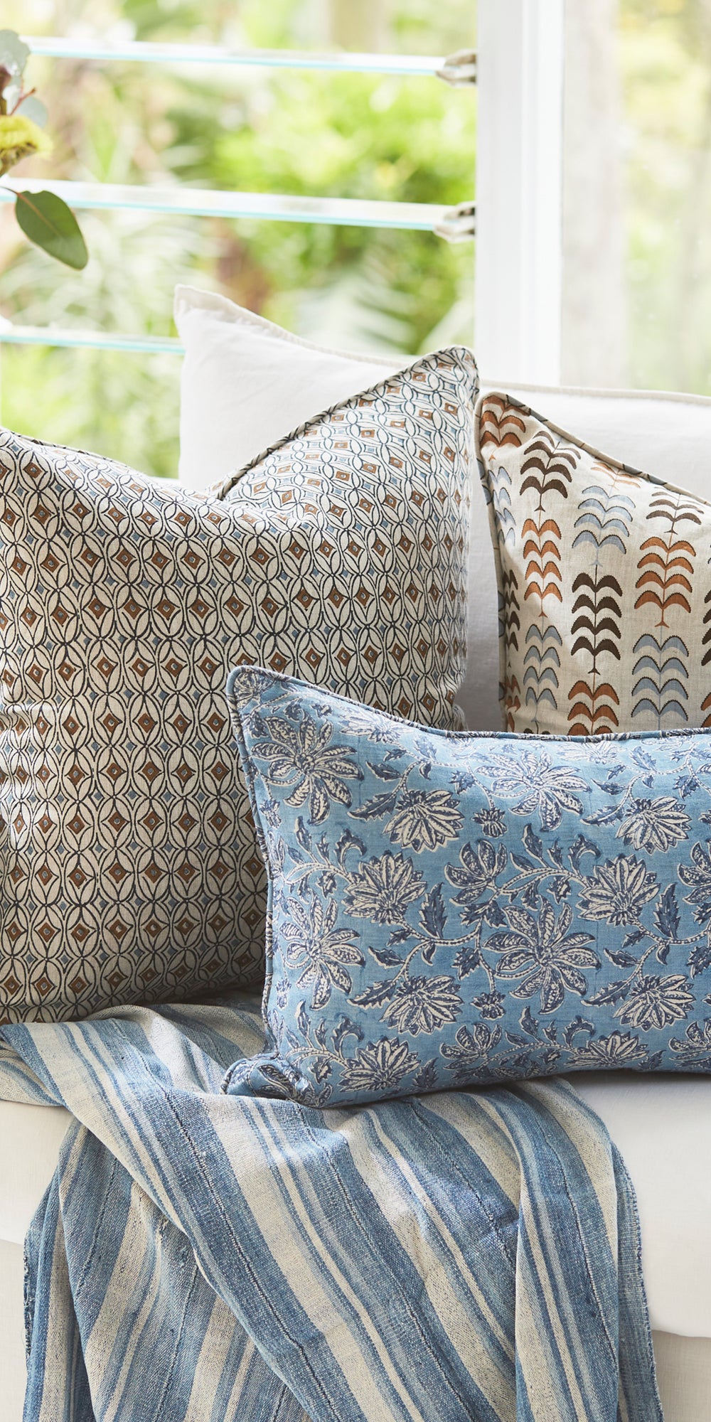 Condesa Tobacco Cushion
