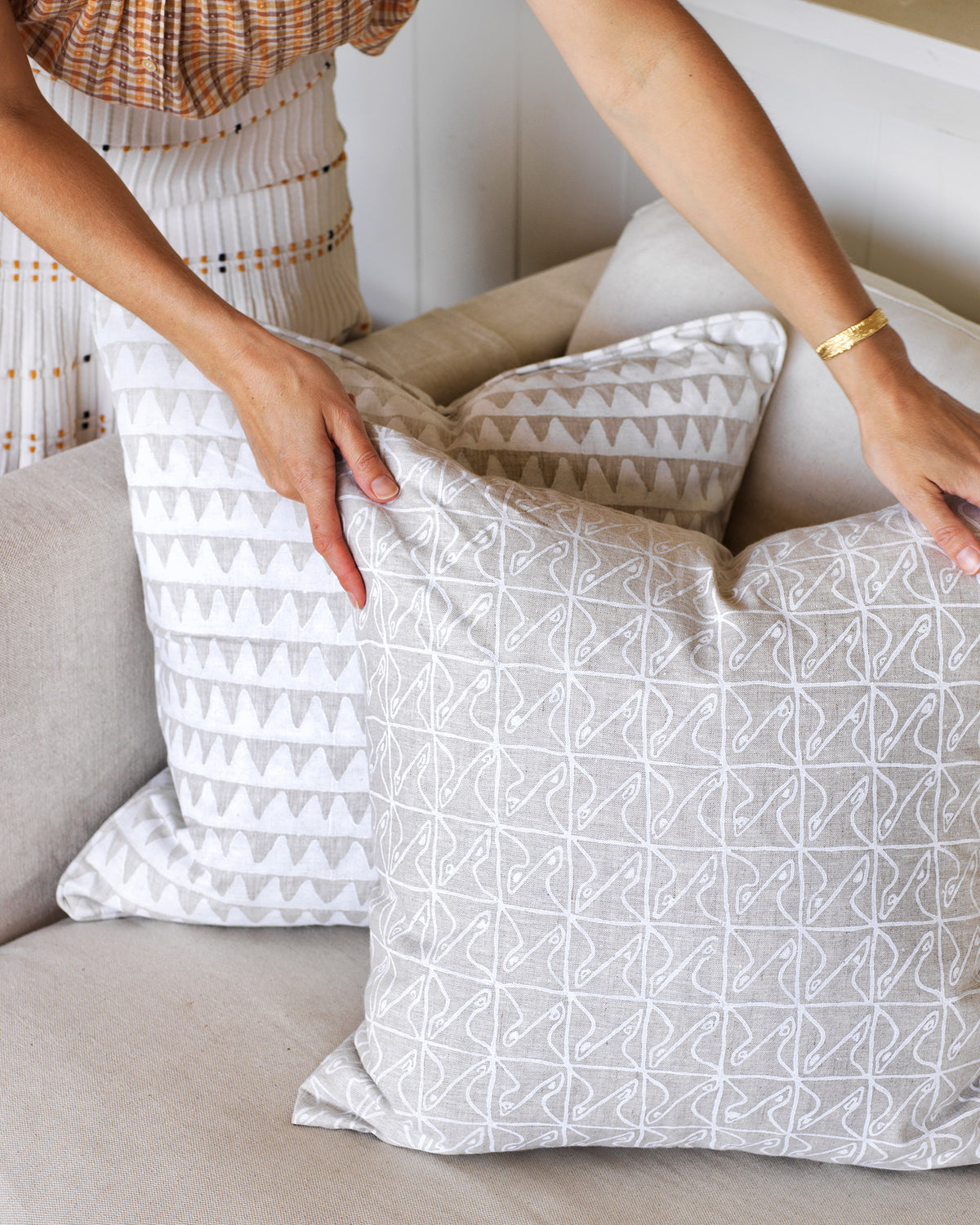 Pyramids Chalk Cushion
