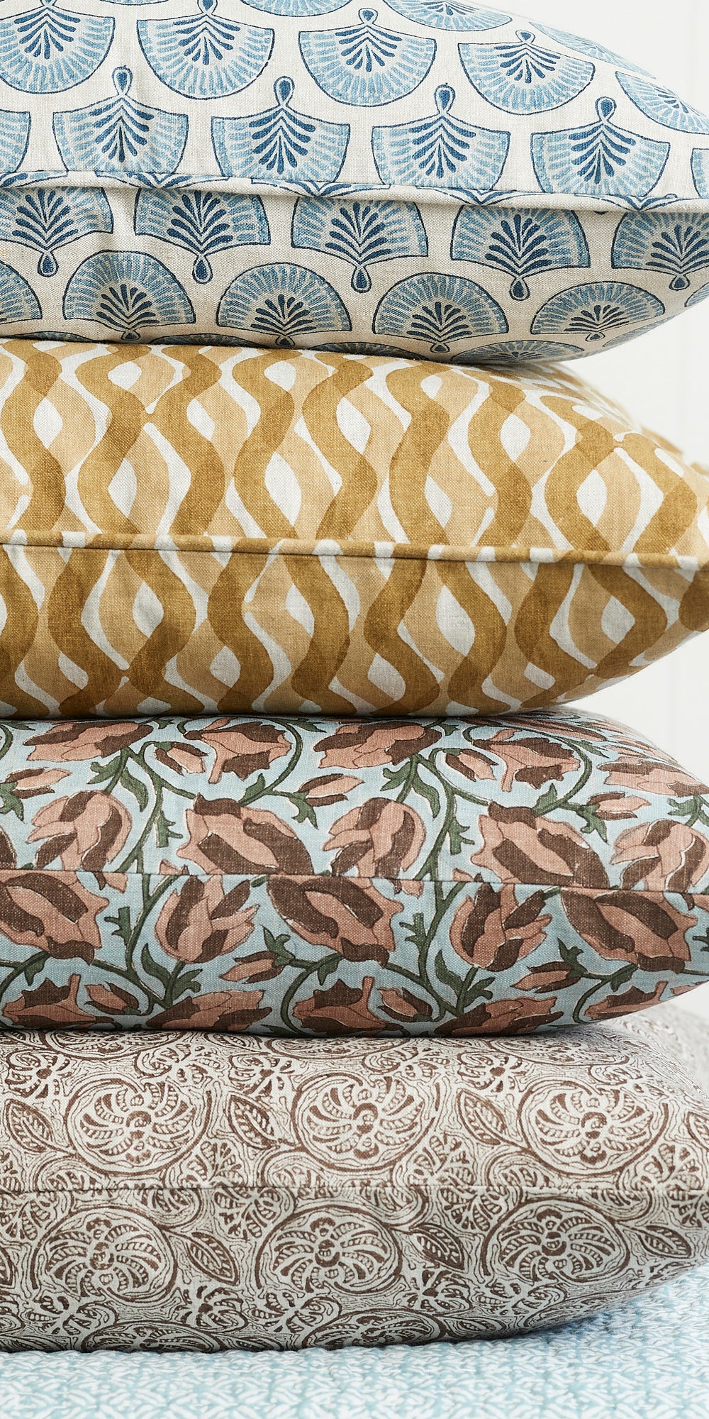 Salotto Saffron Cushion