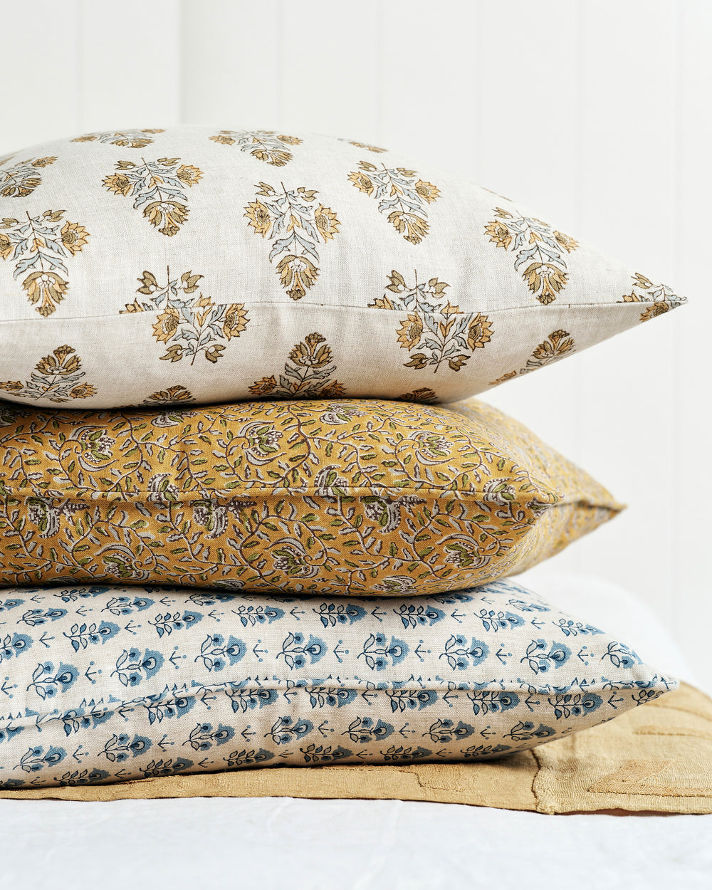 Ubud Golden Cushion